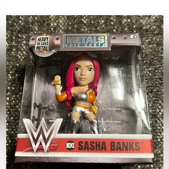NIB Sasha Banks (M243) Metal Die Cast - Picture 1 of 7